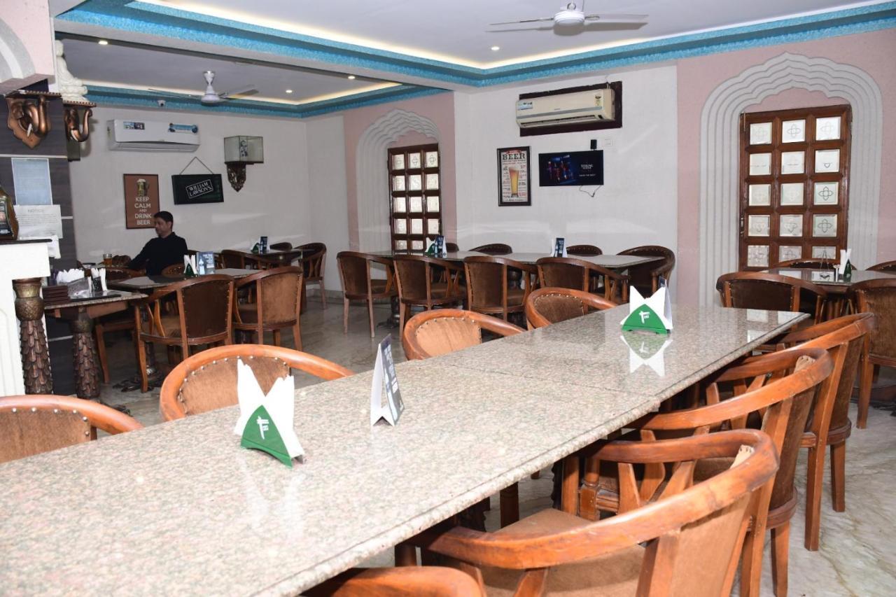 Hotel Tourist Inn Siliguri Extérieur photo
